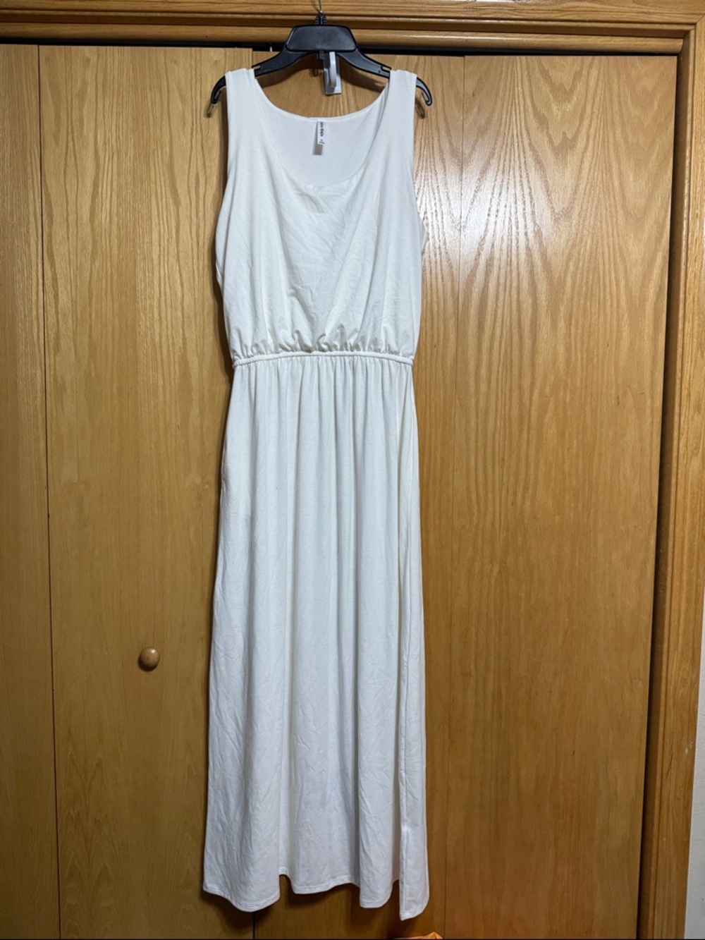 Zenana Premium White Sleeveless Maxi Dress